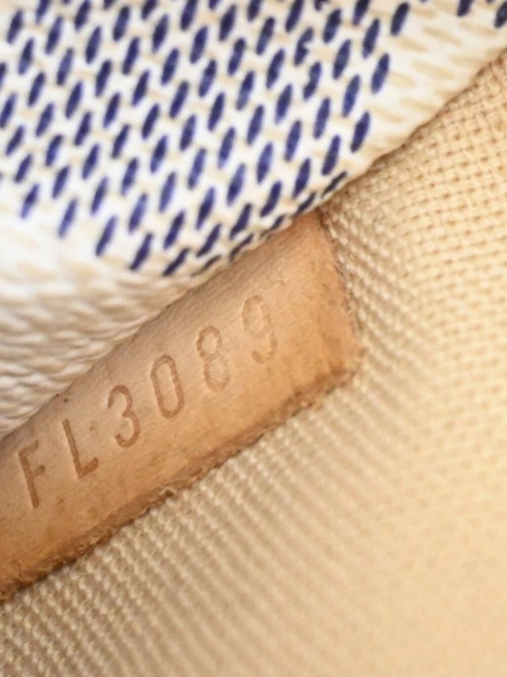 LOUIS VUITTON Totally PM Shoulder Bag Damier Azur Leather White N51261 72ZA257 - Picture 11 of 16